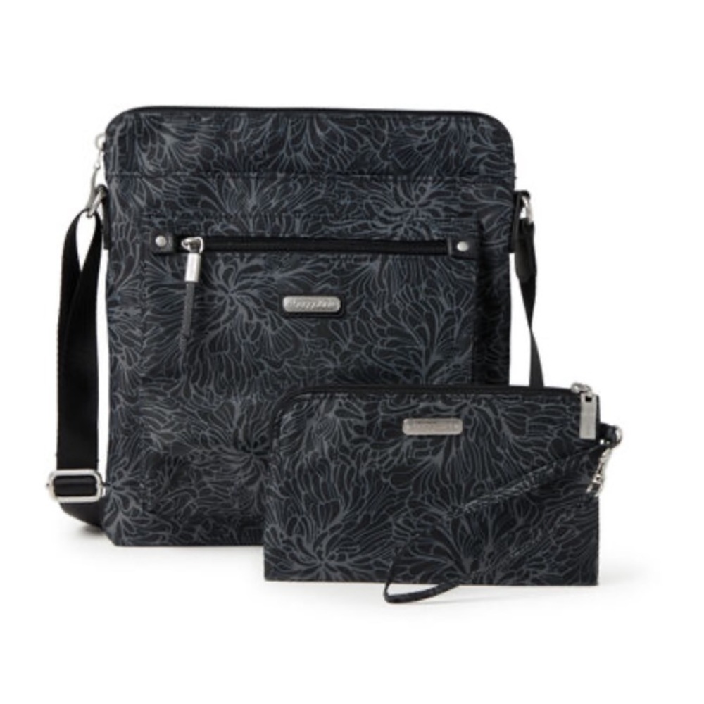 NWT Go Bagg With RFID Phone Wristlet in Midnight Blossom Print